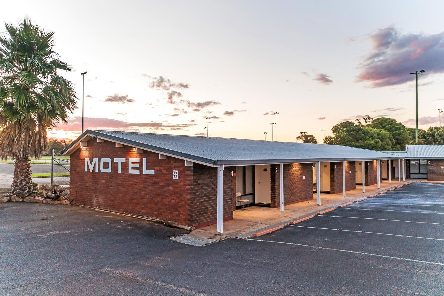Parkview Motor Inn Parkes Exterior foto