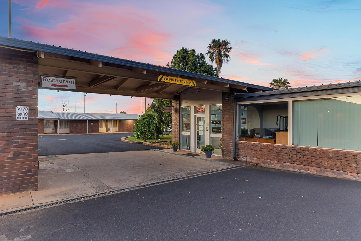 Parkview Motor Inn Parkes Exterior foto